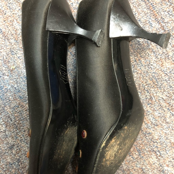 Charles Jourdan Black Heels - Picture 3 of 4